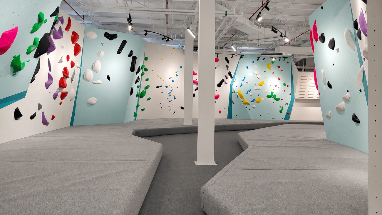 Go Climb Sports Bouldering Arena, Multi-Wall, Crash Mat Floor, Junction Mall