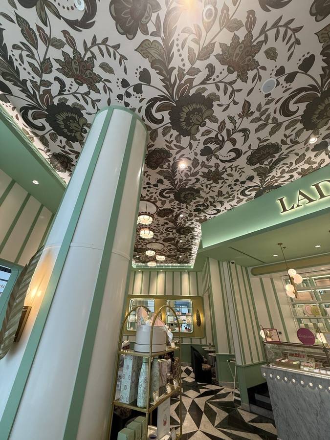 Ladur&eacute;e &mdash; Ceiling & Interior Overview, Dubai Hills Mall