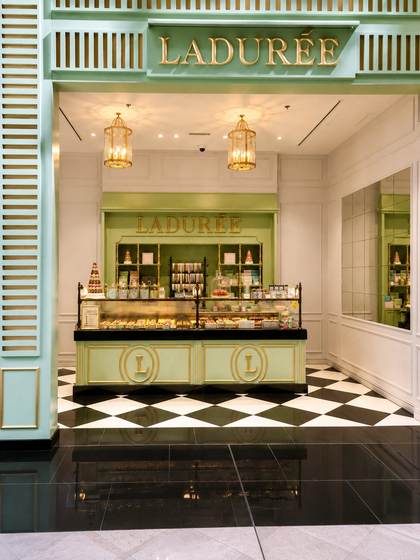 Laduree Storefront, Mall of the Emirates