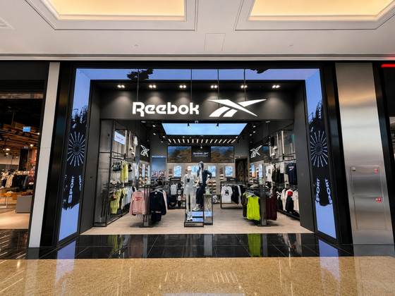 Reebok, Mall of the Emirates
